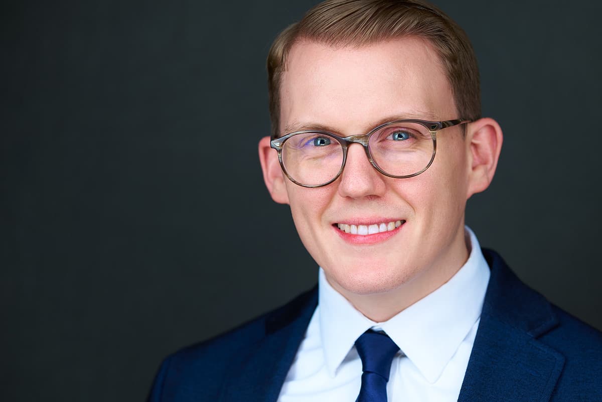 CPA finance professional headshot Modesto - Accounting photography